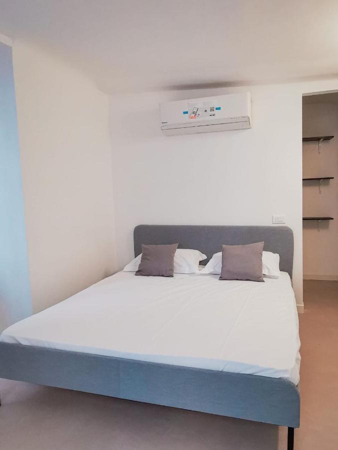 De Ville Guest House Janov Exteriér fotografie